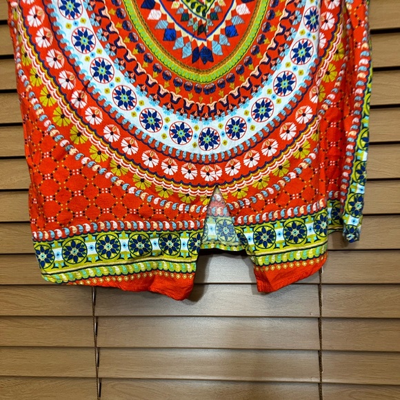 Renee C Linscott Crew Neck split back sleeveless Top size XL color multicolor - Picture 3 of 7